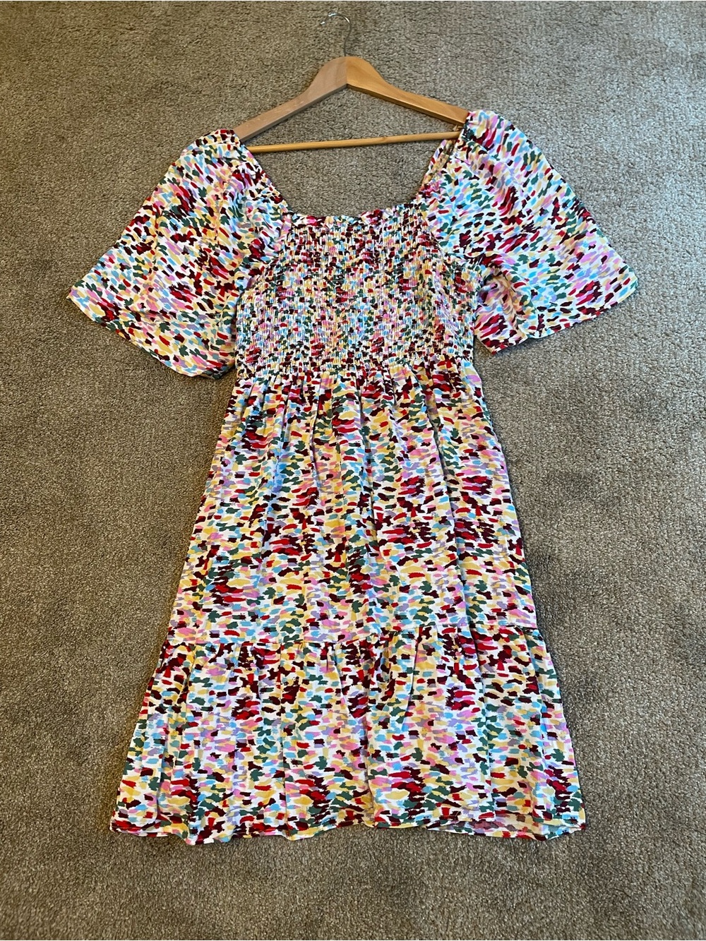 Harlow & Rose  Multicolor Puff-Sleeve Smocked Dress Boho Chic Size L Ruffle Hem